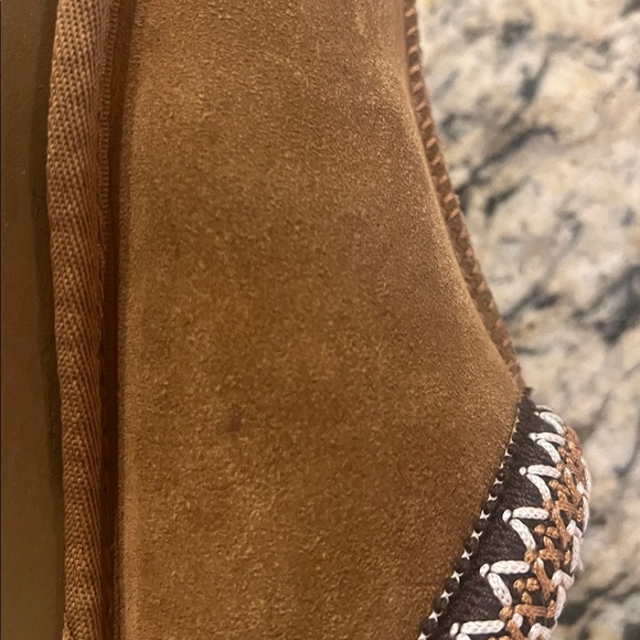 UGG Tazz Sz 8 - Picture 9 of 12
